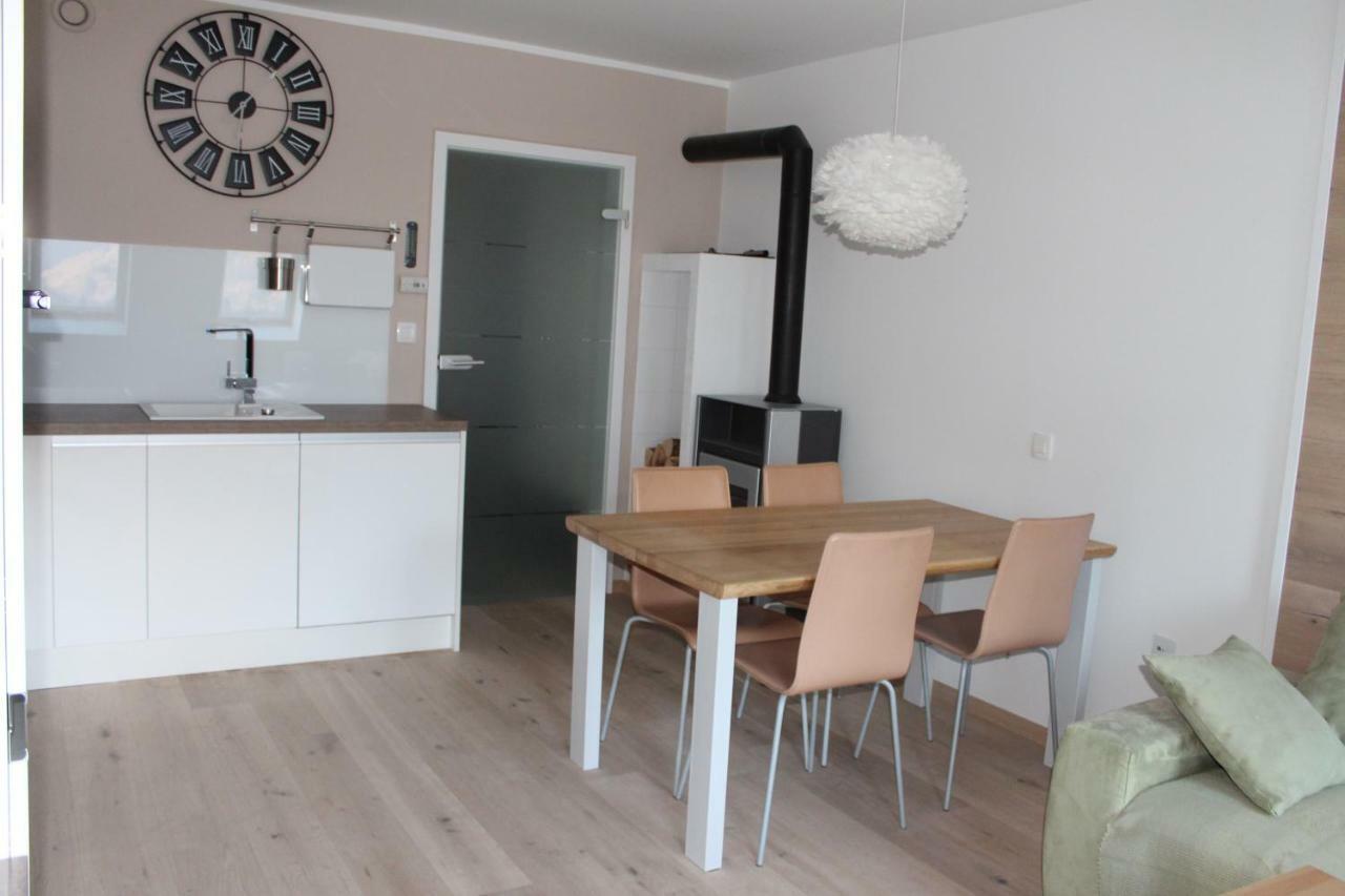 Apbovec Apartment Exterior photo